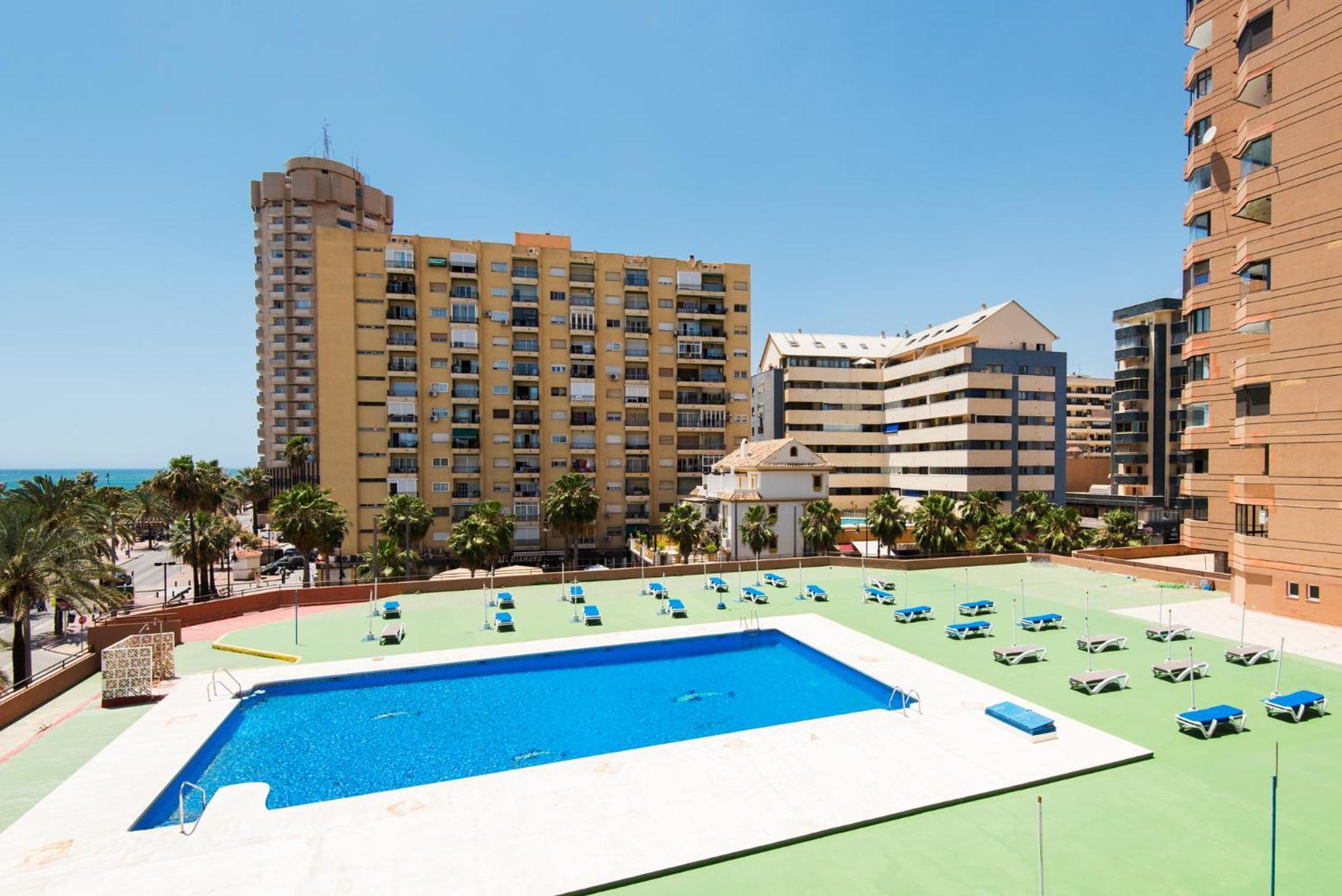 Palm True Towers 1, Marina Beach Apartment 丰希罗拉 外观 照片