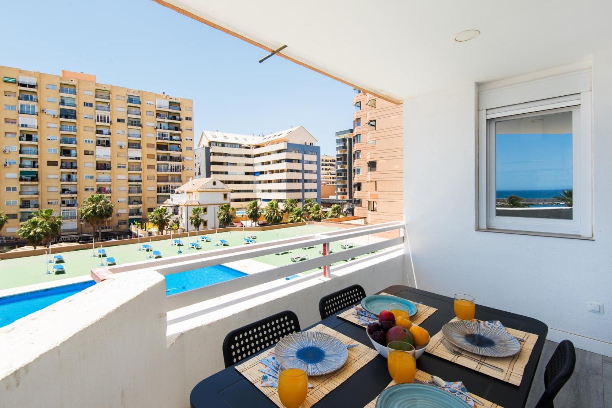 Palm True Towers 1, Marina Beach Apartment 丰希罗拉 外观 照片